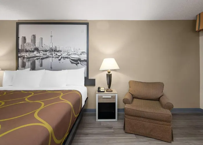 Super 8 By Wyndham Macon West