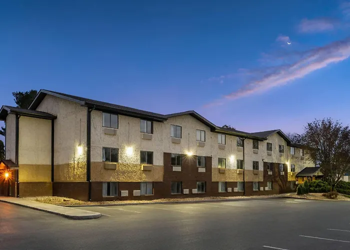 Super 8 By Wyndham Hagerstown I-70