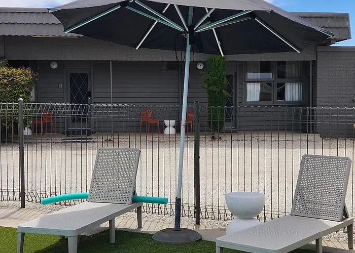 Calder Family Motel