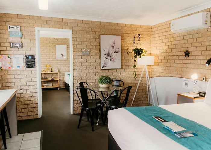 Kennedy Drive Boutique Motel & Nursery- Close To City Centre & Airport - 24 Hour Self Check-In