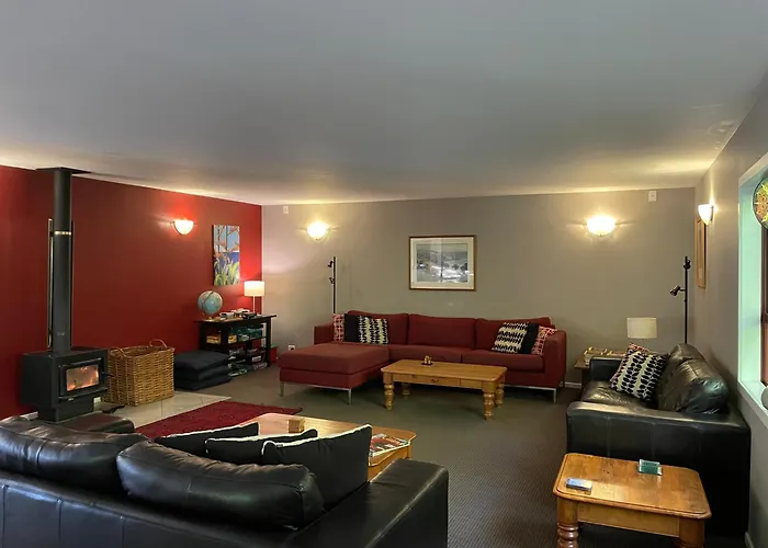 Hopewell Lodge