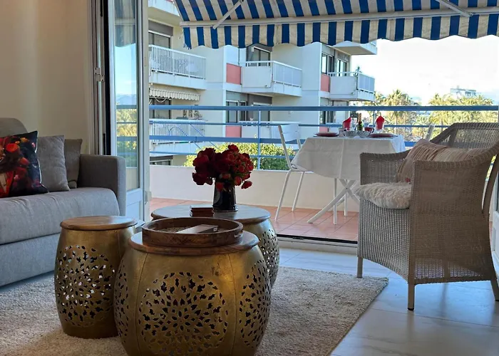 Superior Apartment On First Floor With Sea View