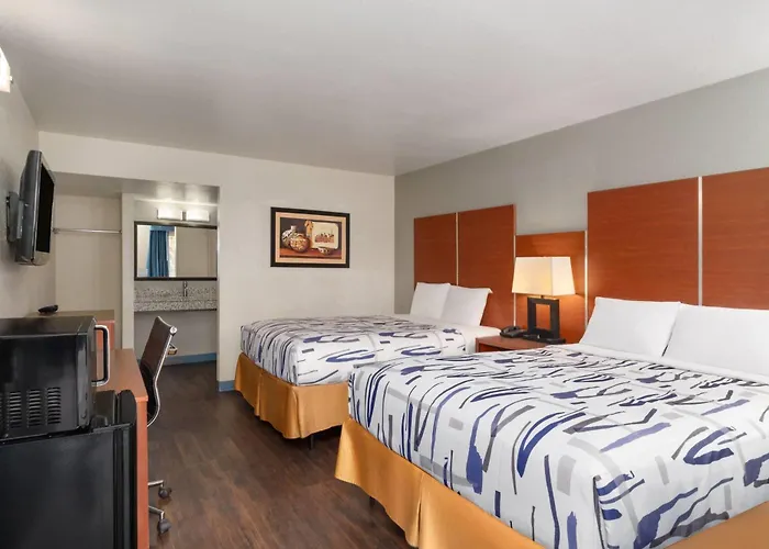 Travelodge By Wyndham Albuquerque West