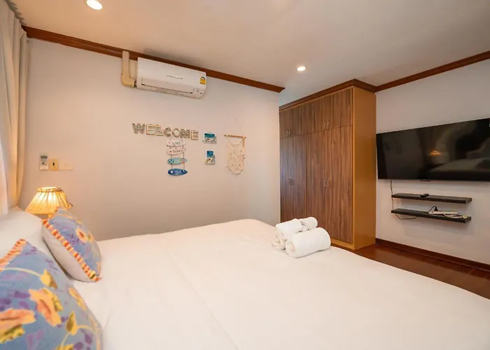 Baan Sansuk Pranburi - Beach Front & Pool Villa