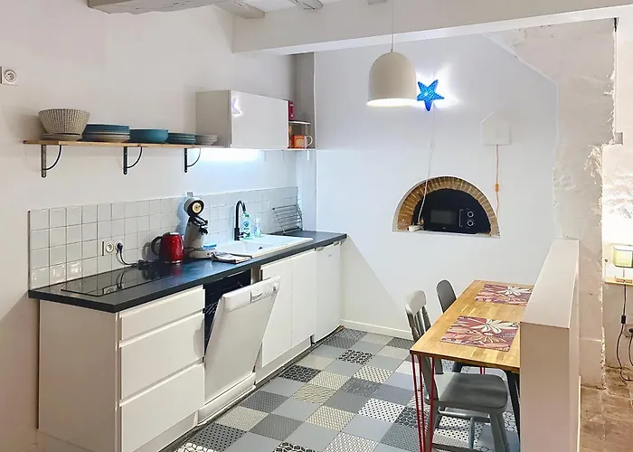 Appartement Spacieux Avec Une Vue Sur Tours