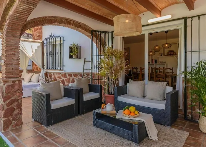 Villa Las Palmeras De Torrox By Ruralidays