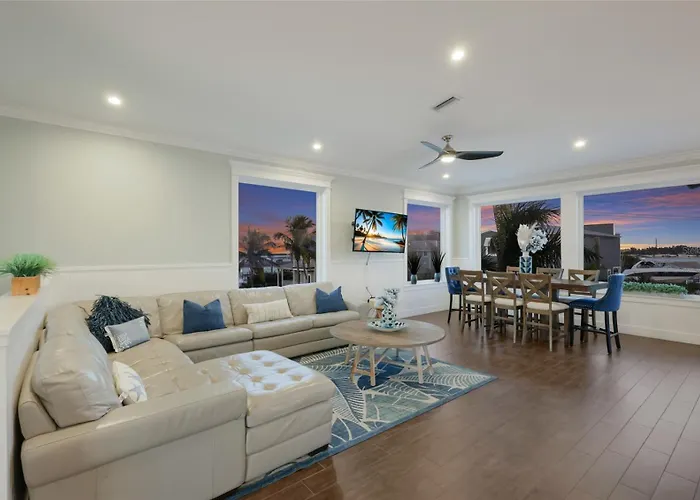 Luxury Vacation Home! Add A Golf Cart!!