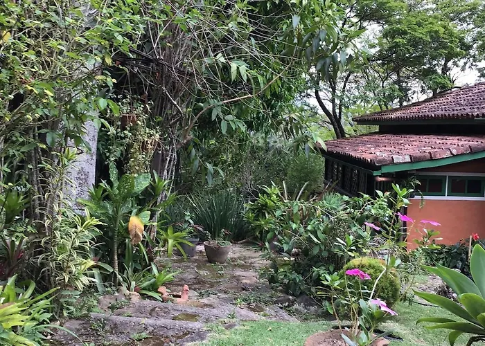 Guest House Tânia Alves