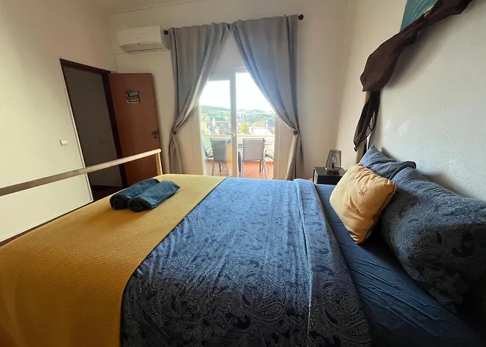 Casa Pausa Sesimbra Holiday Home