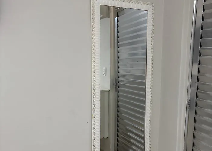 Pousada Quarto com ar, wi fi,frigobar perto da basilica