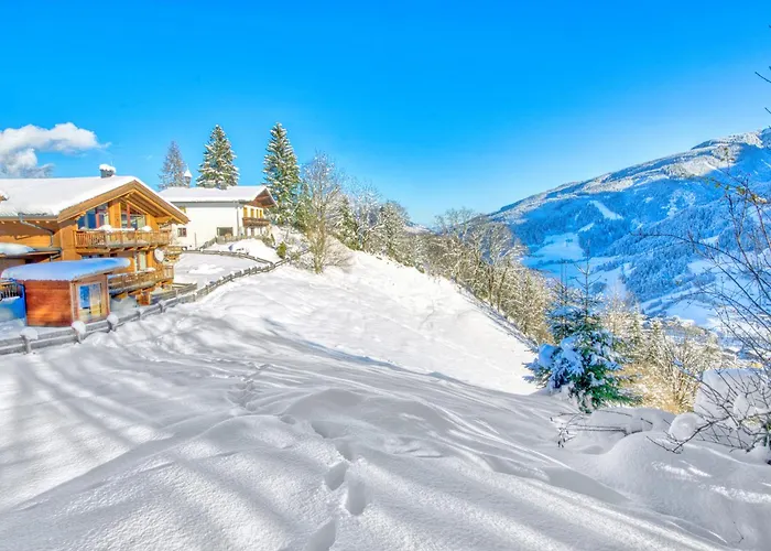 Ski-In Ski-Out Chalet Maiskogel 17A - By Alpen Apartments