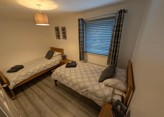 1 Fulmar Road**Next To West Beach And Golf Course