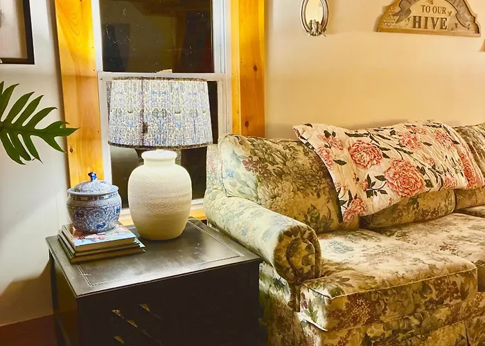 Charming 120-Year-Old Farmhouse By The Creek.