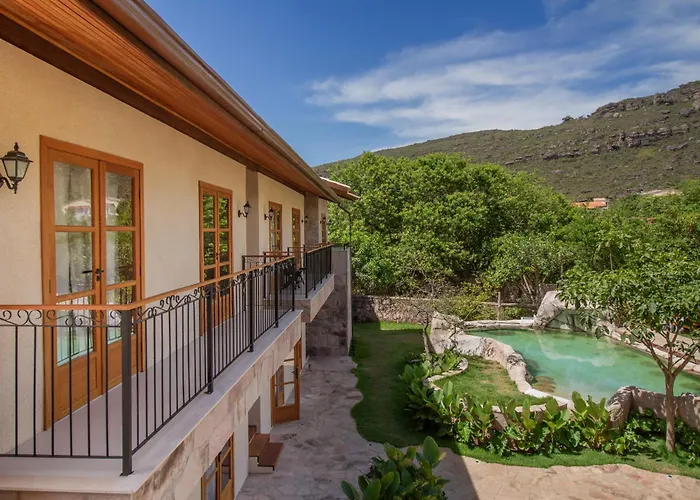 Moa Charme Hotel - Mucuge