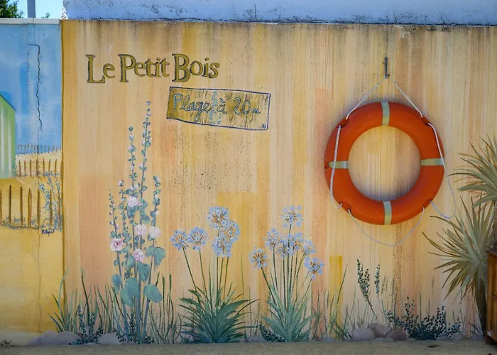 Residence De Charme Le Petit Bois