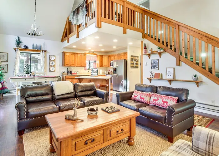 2 Mi To Fool Hollow Lake: Wooded Cabin W/ Fire Pit
