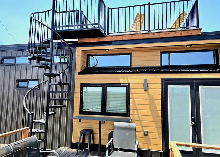 Modern Zion Getaway & Pet-Friendly Tiny Home