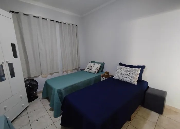 Quarto Due na Sakura House
