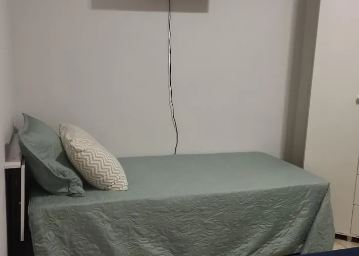 Quarto Due na Sakura House