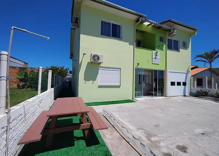 Camelo locação de Suítes Individuais Pousada com Cozinha e Sala Compartilhada