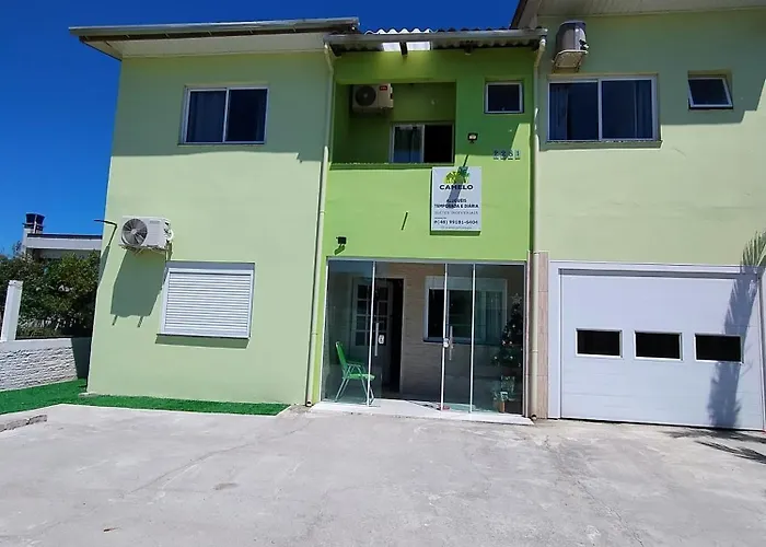 Camelo locação de Suítes Individuais Pousada com Cozinha e Sala Compartilhada