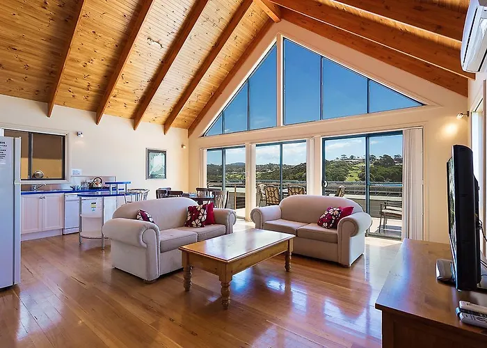 Snug Cove Villas