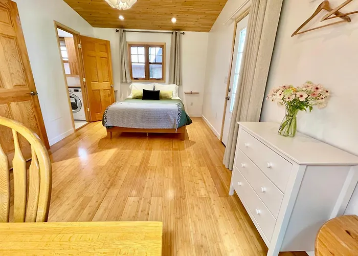 Comfy Studio Near Trails & Beaches