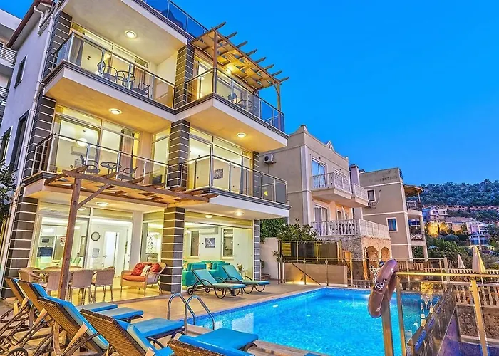 4 Bedroom Villa In Kisla Bay Close To The Beach