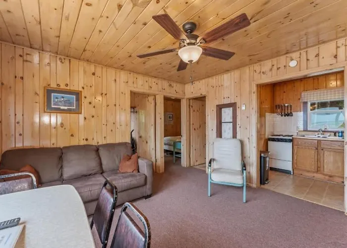 Tb5 Thunder Bay Resort Cabin5