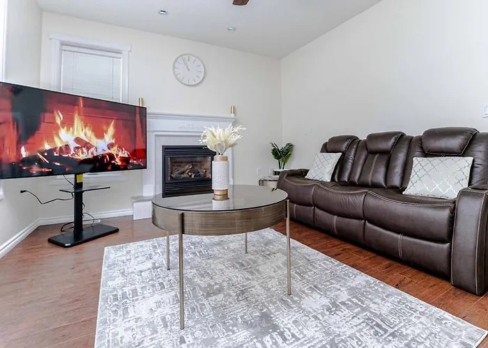 Northern Solace, 2 Beds, 2 Baths, 5 Min To Airport
