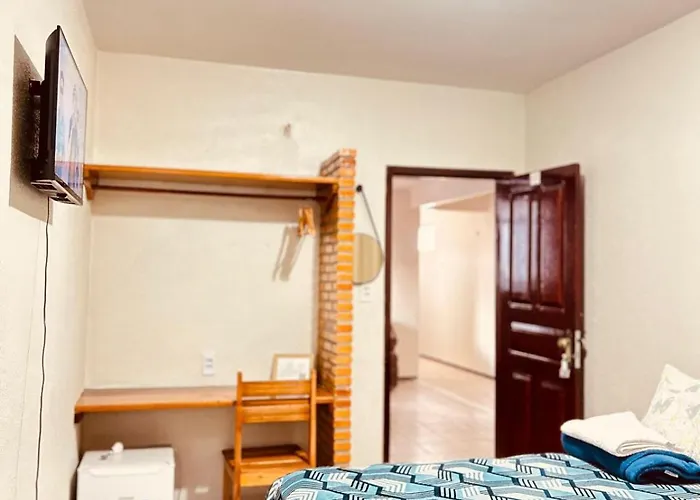 Rochas - Suíte no Centro de Viçosa do Ceará