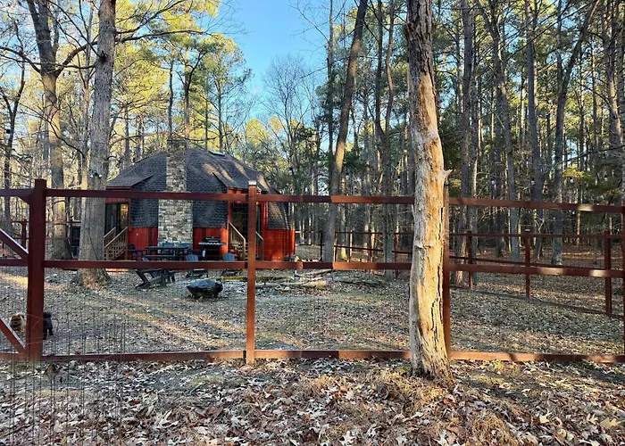 Dome Hideaway On 5 Acres-Close To Carbarro & Ch
