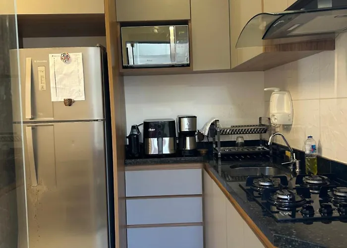 Casa a 120m da Praia, Aeroporto e Shopping