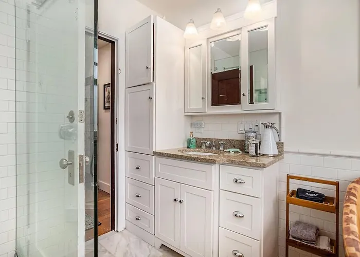 Maple Family Suite