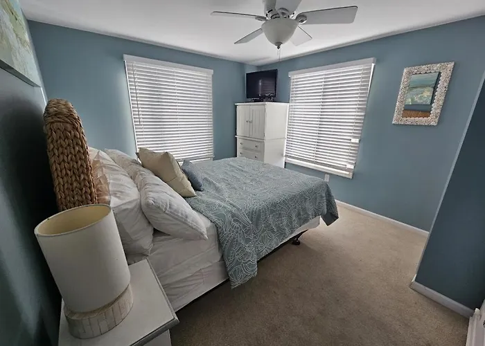 Ocean Front 1St Floor Duplex With Expansive Views In Brant Beach With Private Beach Access 12094