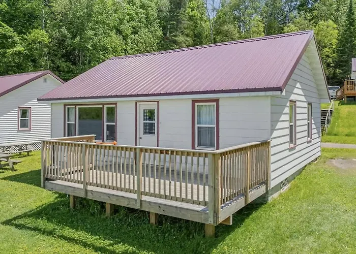 Tb 2 Thunder Bay Resort Cabin 2