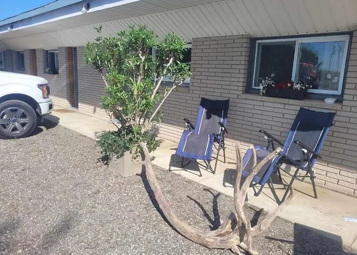 Lakeside Village Park Motel