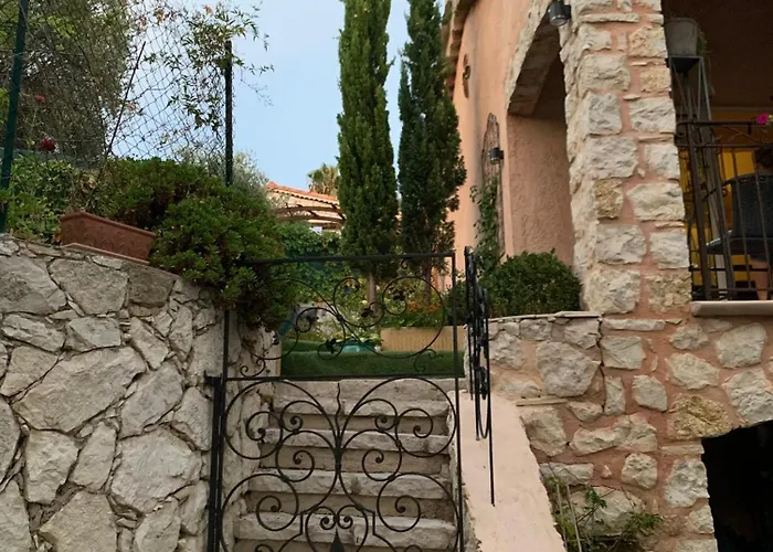 Family Villa Augflor With Pool And Garden