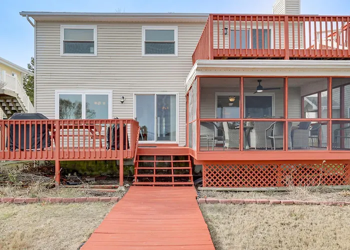 Boat Dock! Waterfront Group Getaway In Ocean Pines
