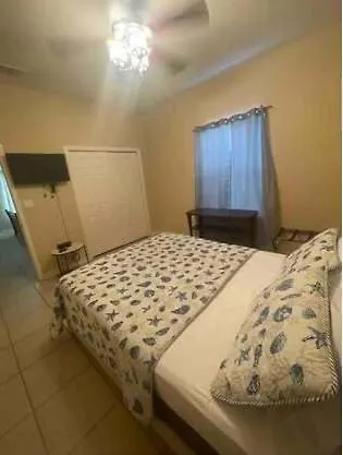 Luxury 3 Bed 2 Bath 1St Floor Condo Near Beach
