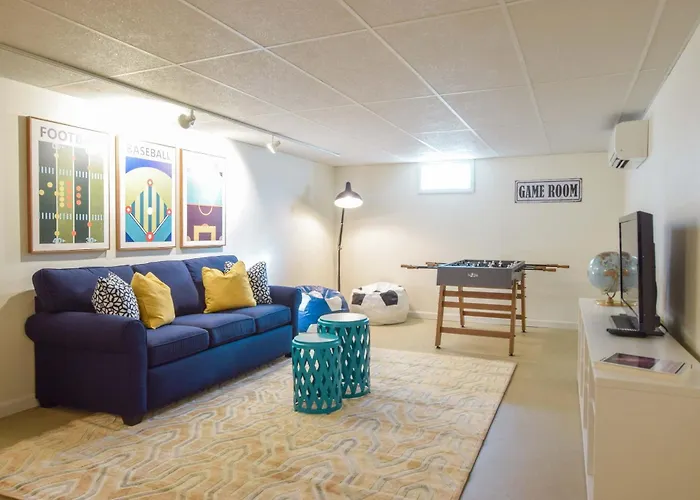 Spacious Home By Beach Dog Welcome