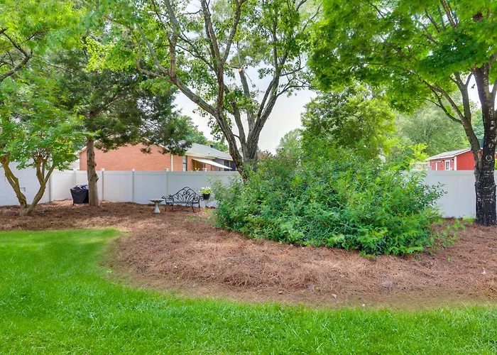Covered Patio! Modern Home In Jackson