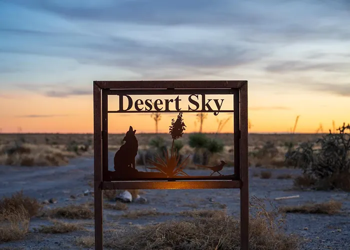 Desert Sky On 5 Acres With Marfa Lights Views