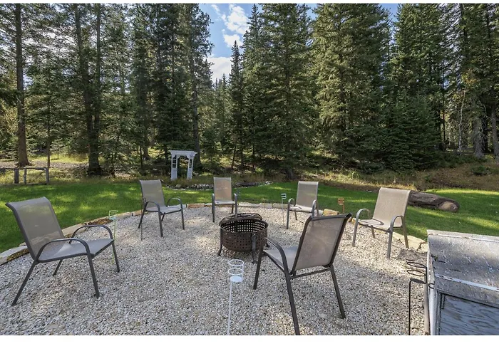 Ponderosa Hideaway-Atv, Hiking, Snowmobiling, Hunting & Casino Fun