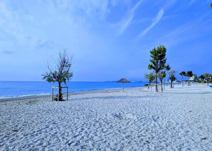 Villa Mona "Officially Classified 4-Star Furnished Accommodation"