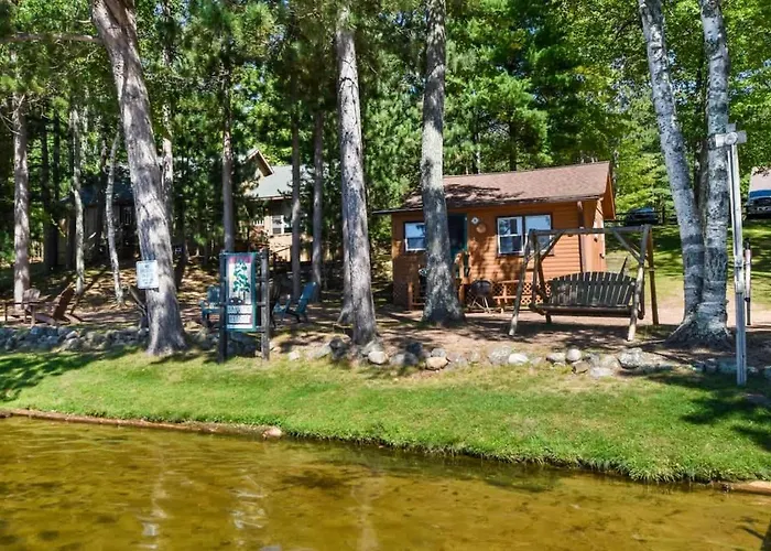Whispering Waters Bayview Resort Cabin 4