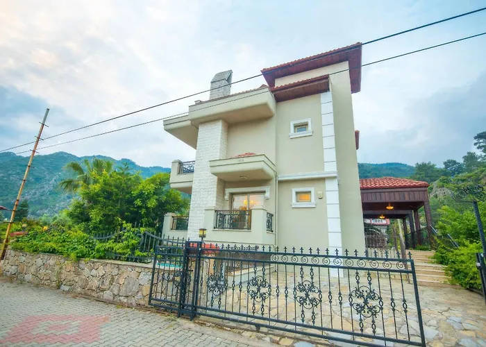 Mete 2 Villa Icmeler Marmaris