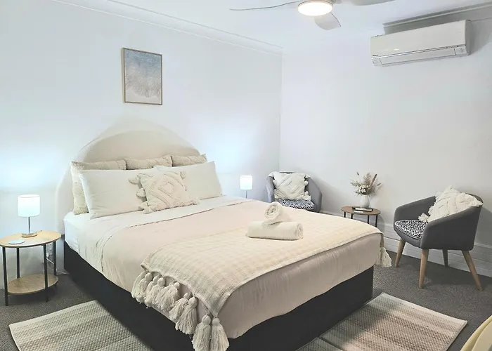 Mollymook Ocean View Motel - Welcoming Guests 18 Years And Older (Adults Only)