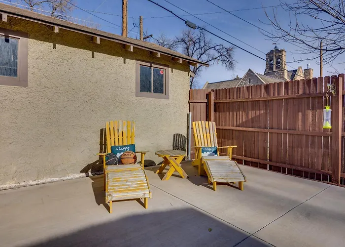 Walk To Dtwn: Colorful Canon City Home W/ Grill!