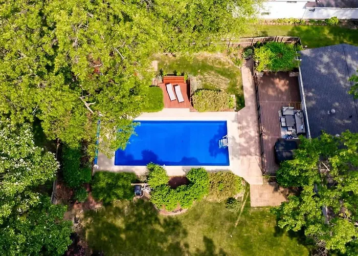 Pool - Hot Tub - Game Room - Remodeled - Sleeps 10